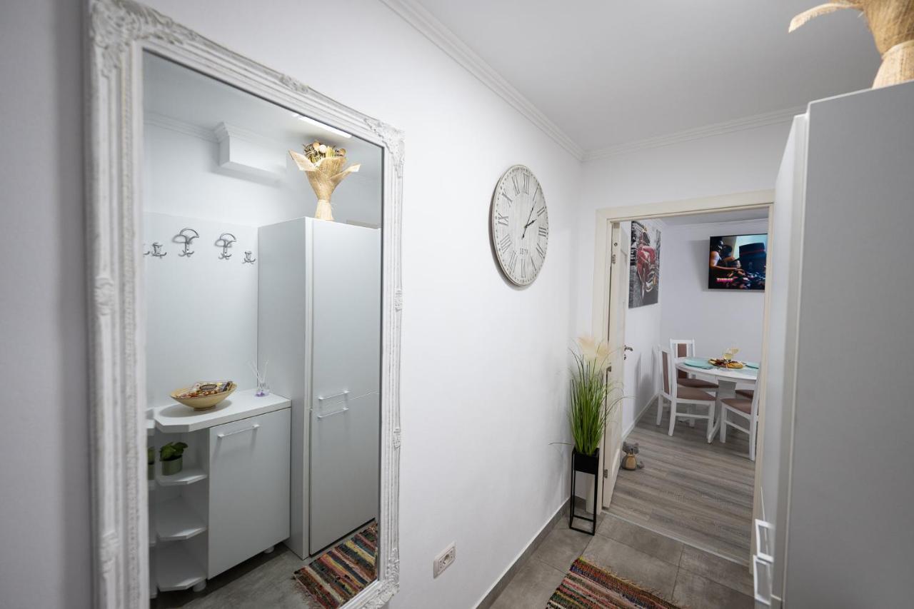 L&R Boutique Apartment Otelu Rosu Exteriér fotografie